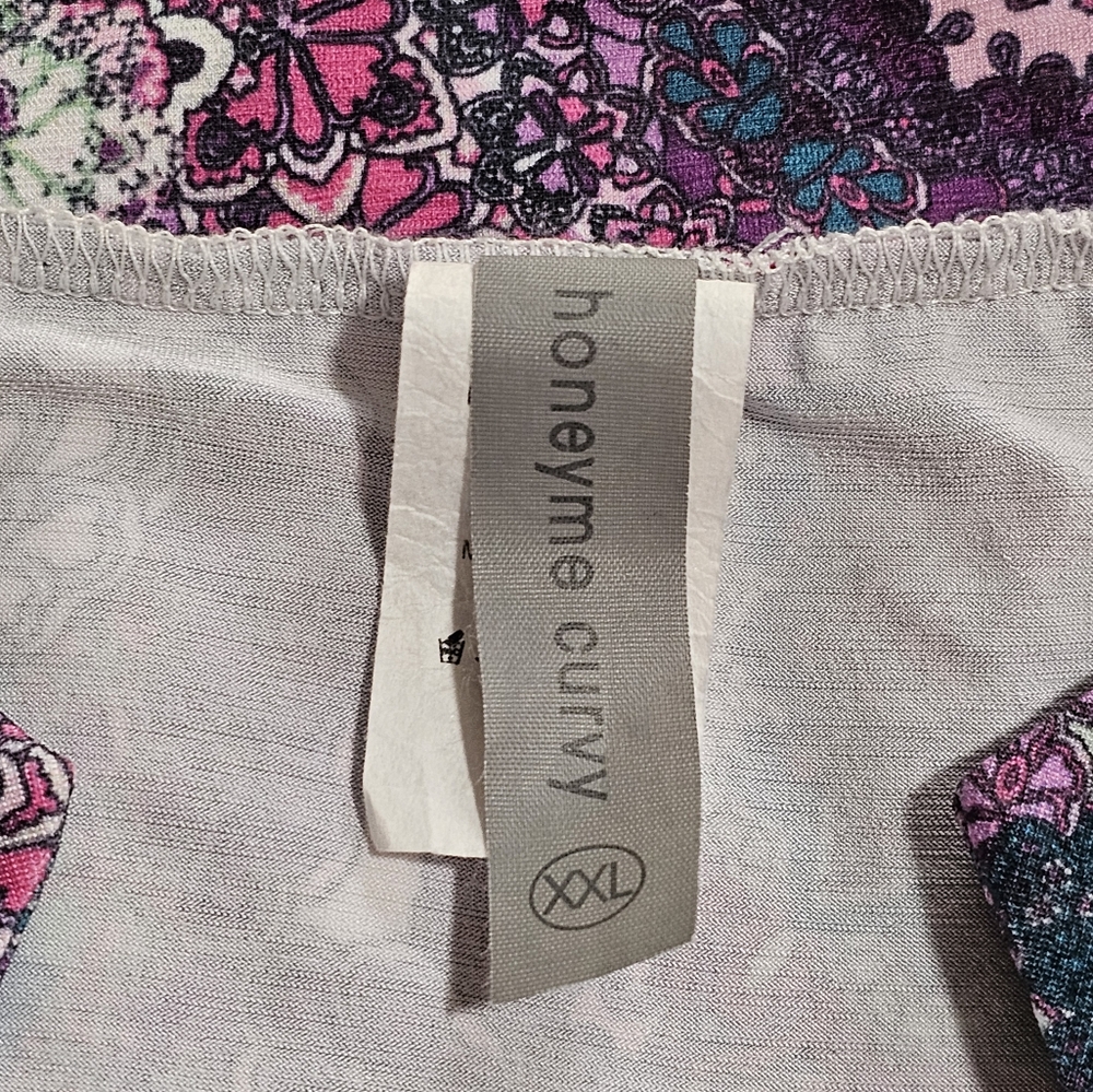 Honeyme Curvy Sleeveless Mandala Print Dress - Picture 2 of 5